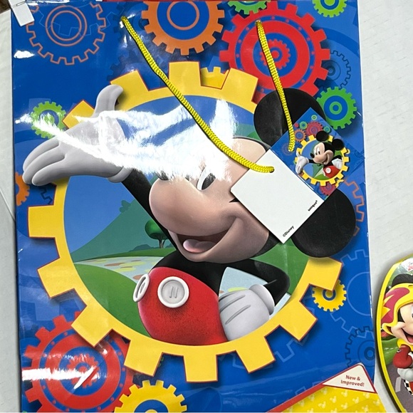 MICKEY MOUSE ARTS & CRAFTS GIFT SET - Picture 10 of 14